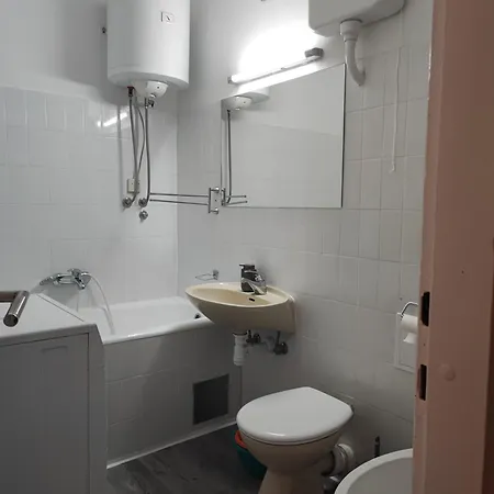 The View, 3 Bedroom *